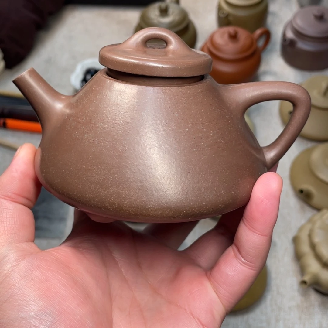 紫砂茶壶李*财宜兴紫砂壶的制作