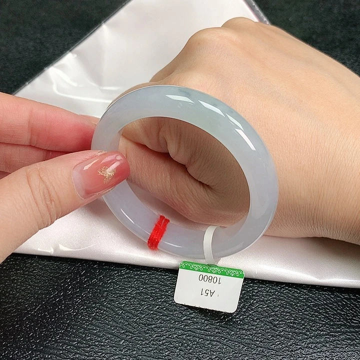 【闪购商品】翡翠手镯未镶嵌51圈