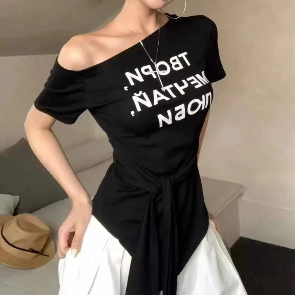 D9879一字肩大领字母印花时尚百搭腰部系带假两件短袖女T