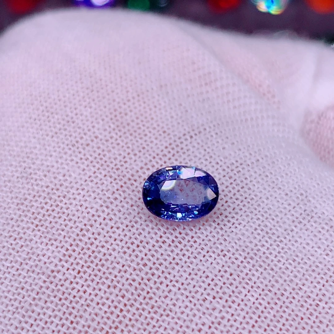 蓝宝石裸石987878877