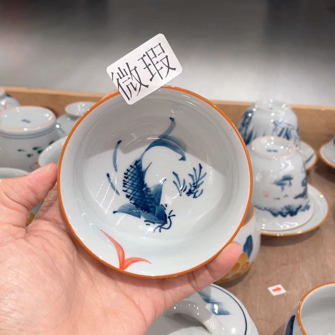 釉下手绘茶具微瑕