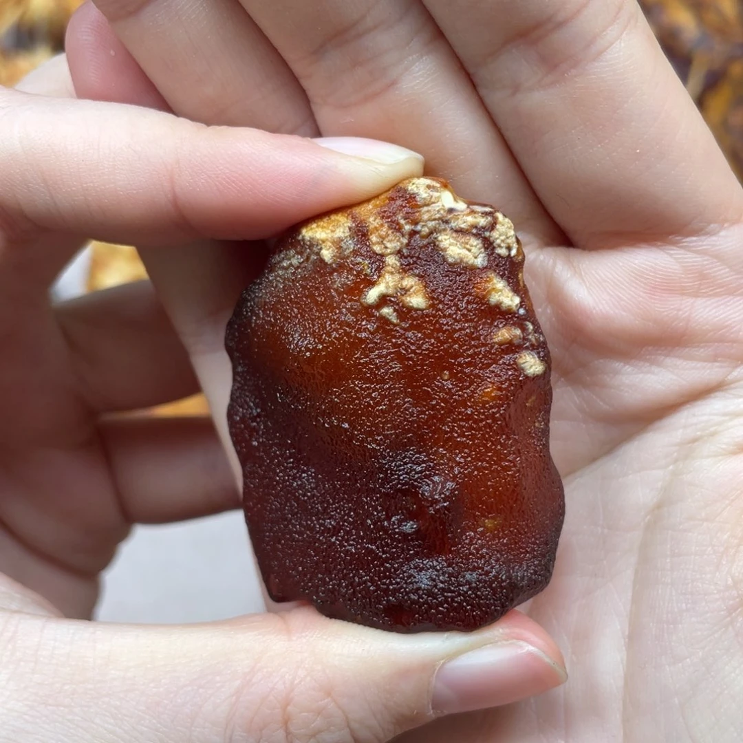 琥珀珠宝奇石未镶嵌