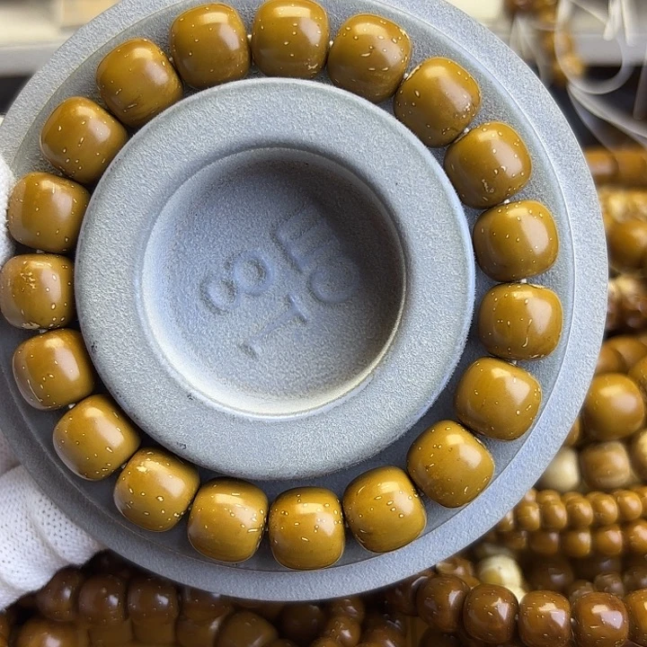 汤***波手串紫金鼠紫金鼠手串