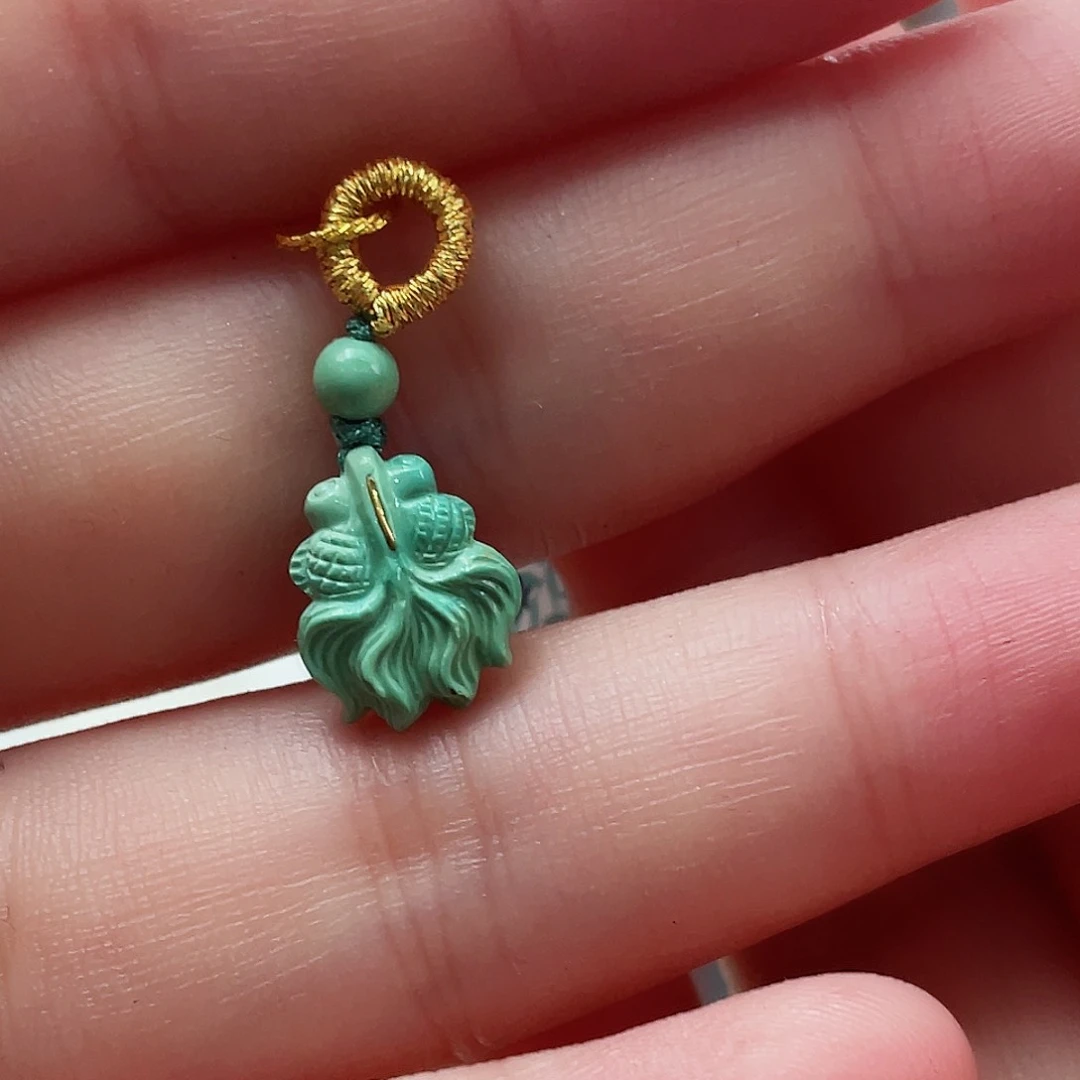 绿松石颈饰未镶嵌