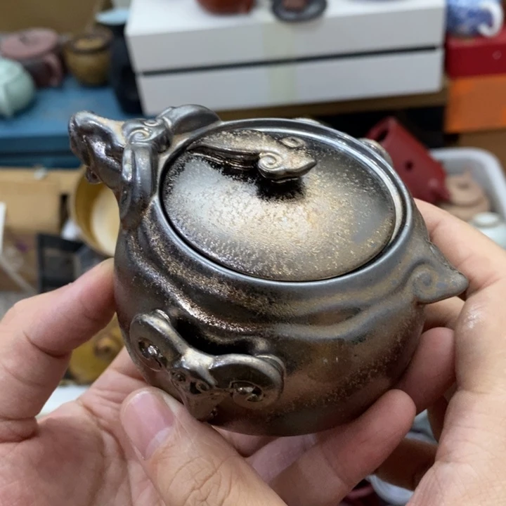 陶瓷艺术品及陶瓷壶壶