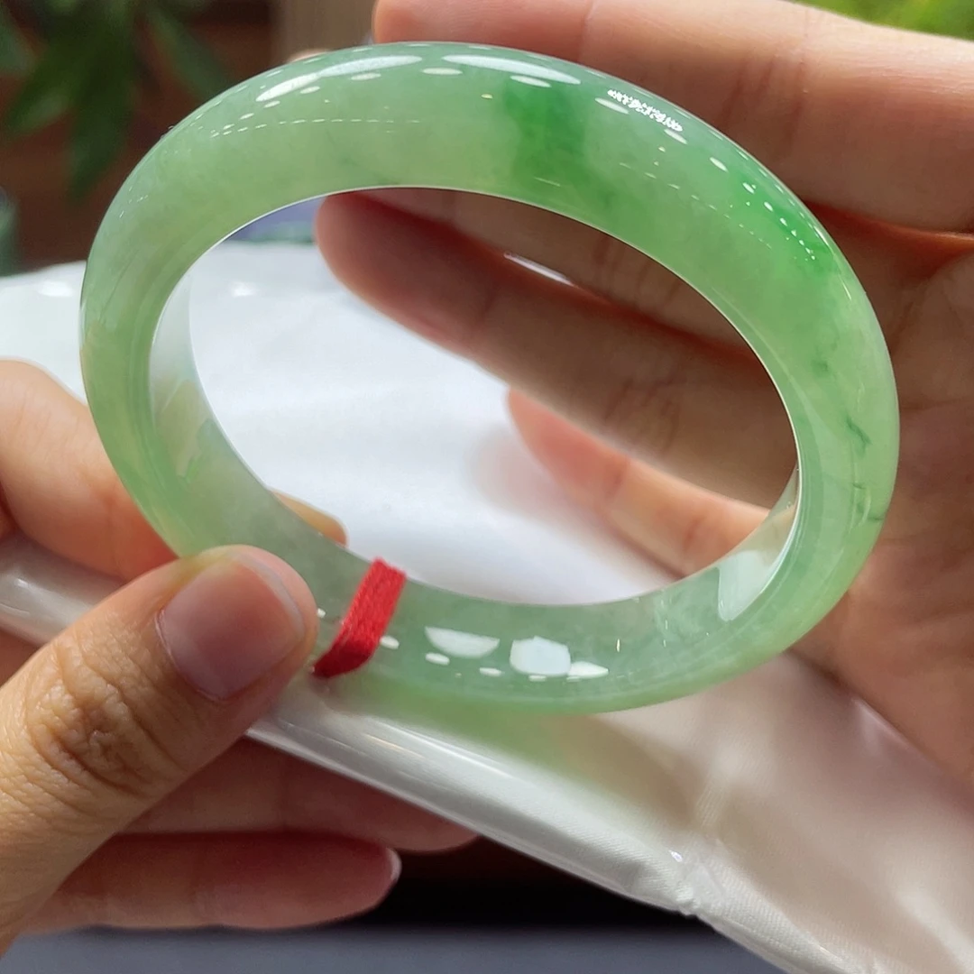 翡翠未镶嵌手镯20 号