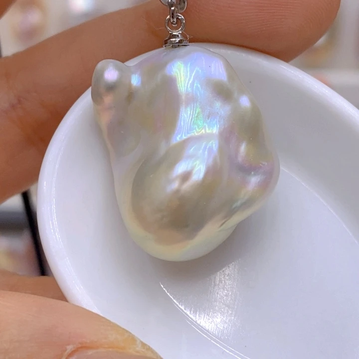 淡水珍珠吊坠(赠链)未镶嵌