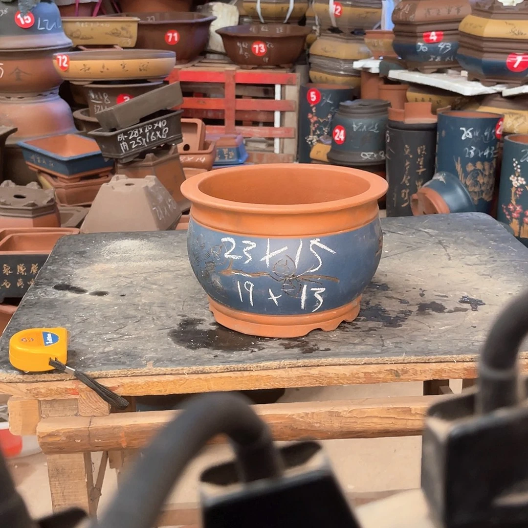 紫砂花盆金鱼缸盆一个