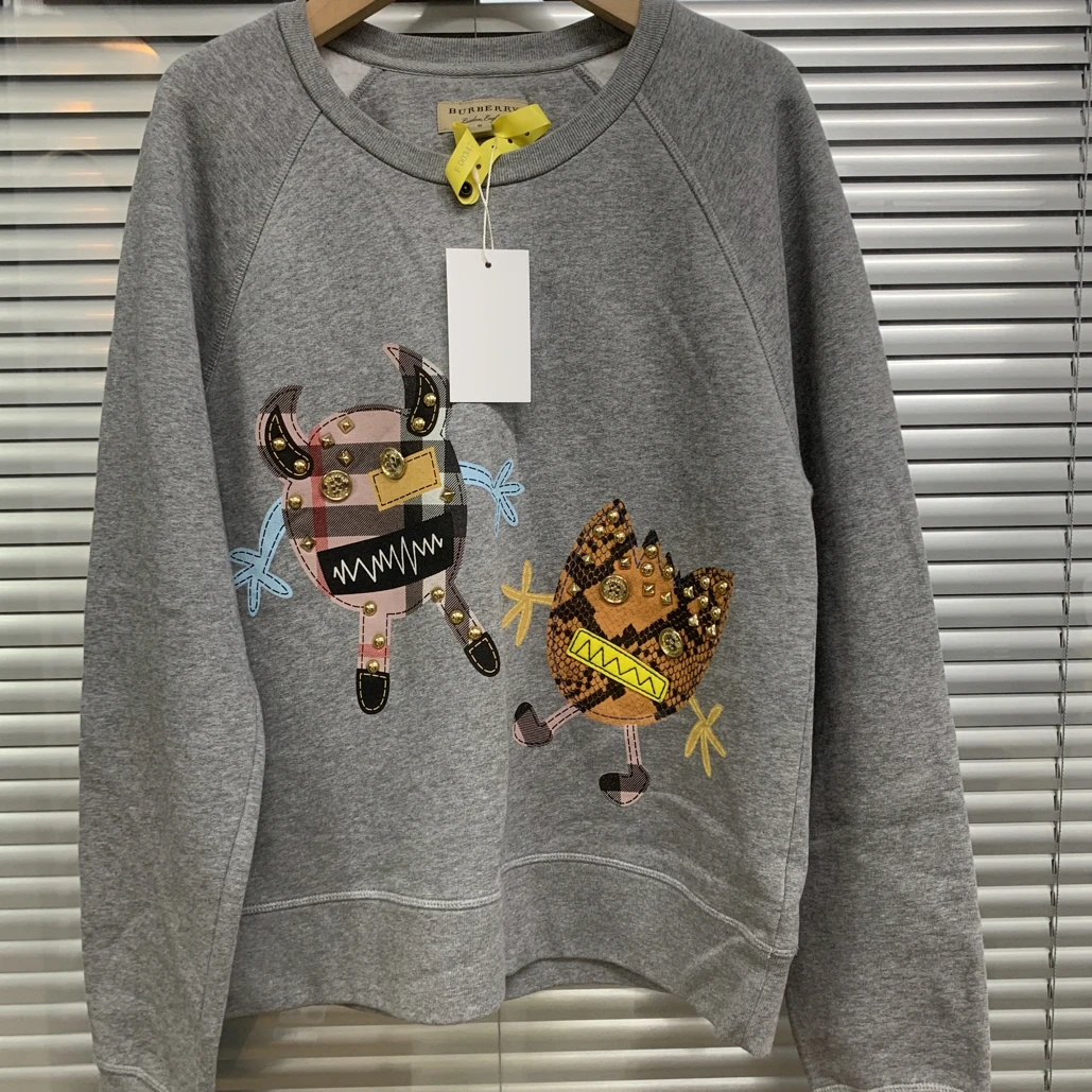 99新 BURBERRY/博柏利 灰色印花卫衣/M码/F00347