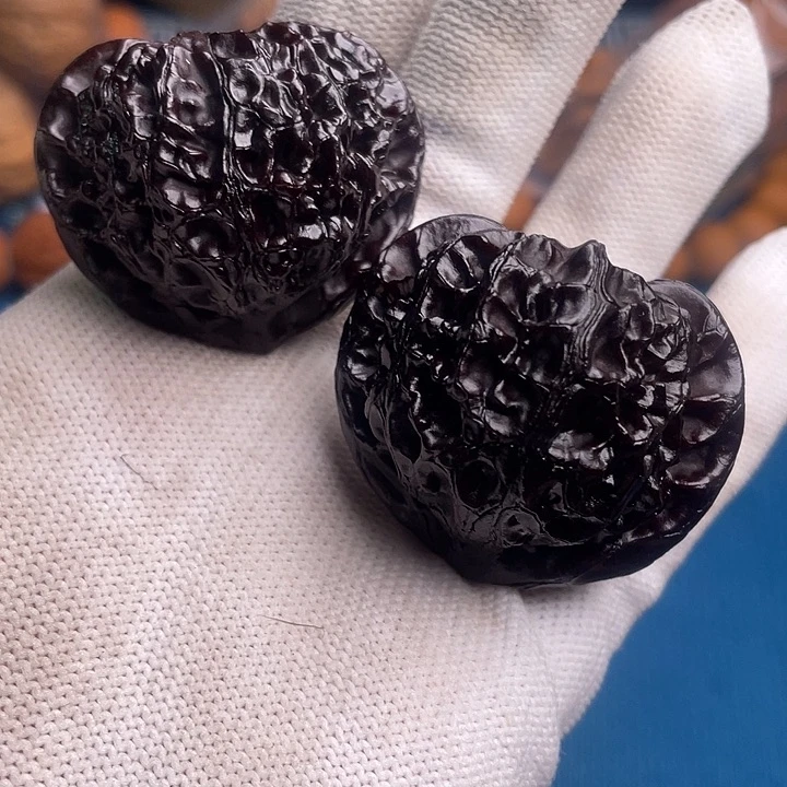 文玩核桃吊坠桃心宫灯