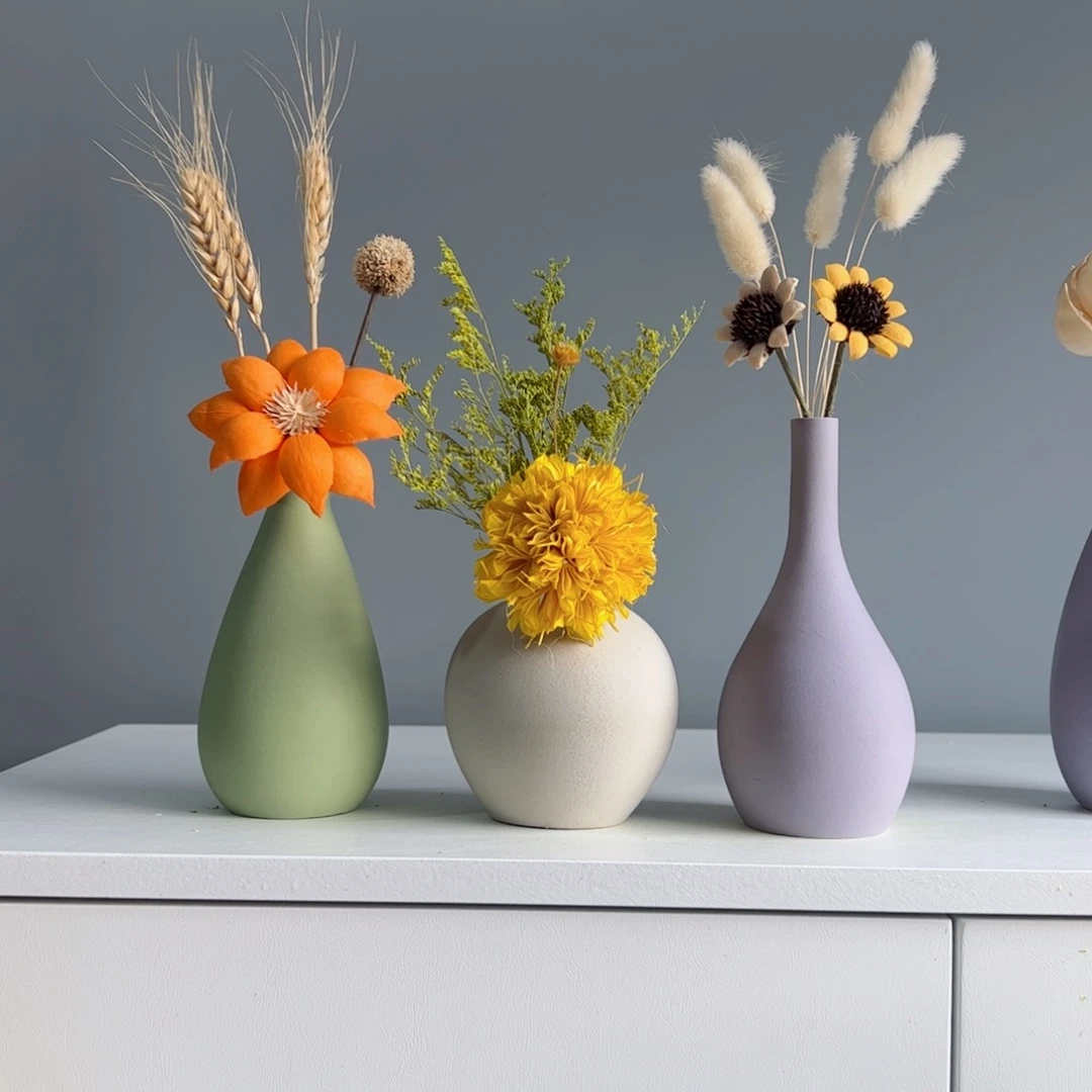 摆件陶瓷小花瓶摆件含花总高约20-30cm