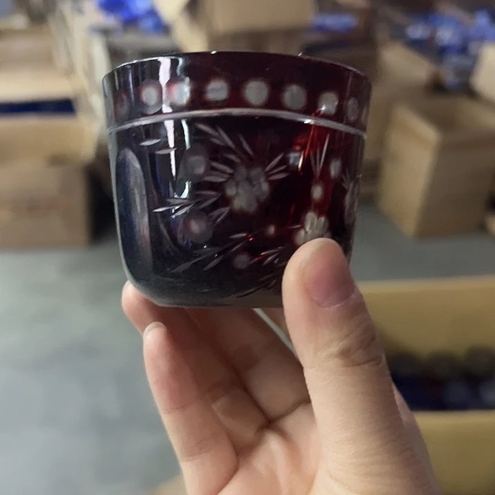 水晶玻璃平底款微瑕一个