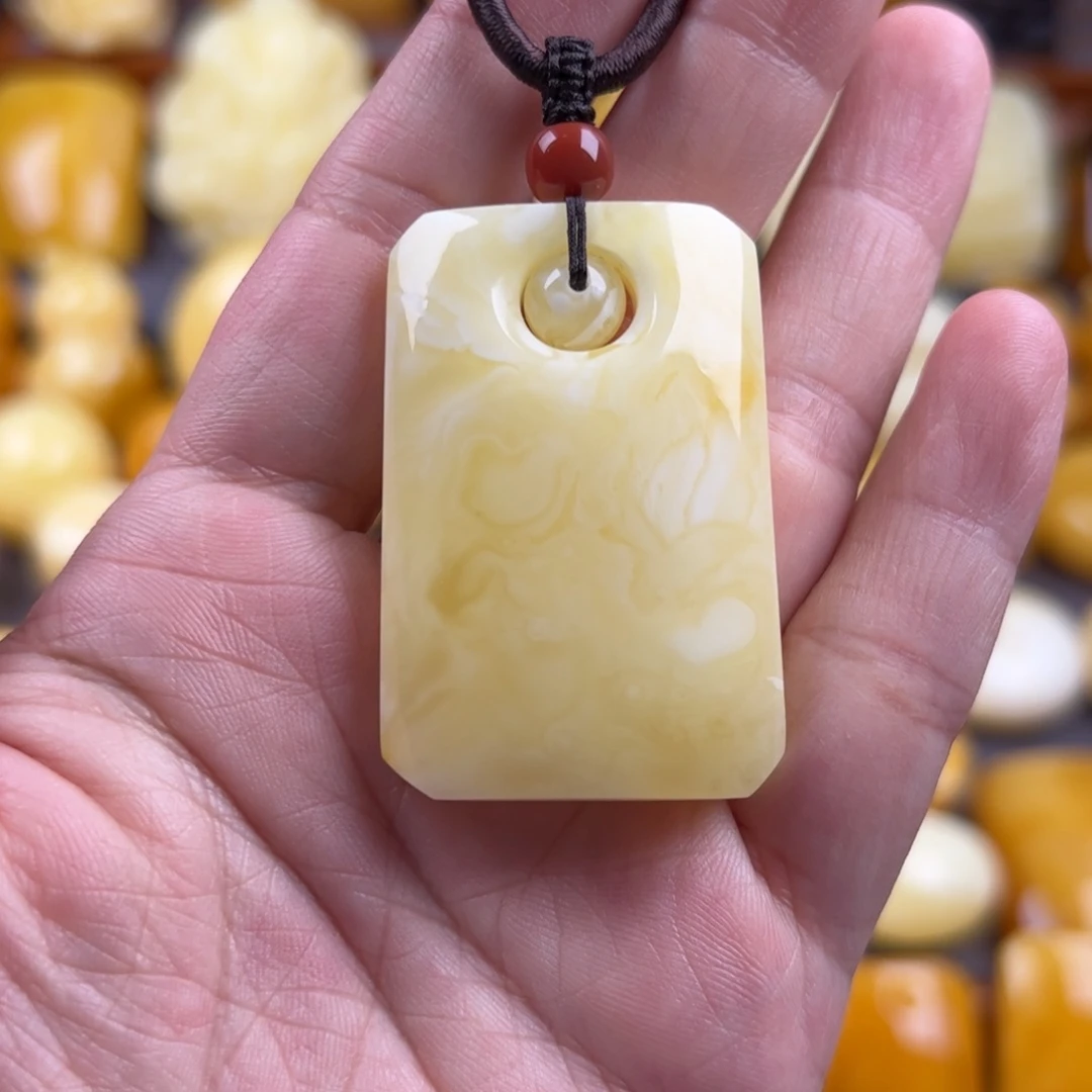 琥珀未镶嵌颈饰纯天然琥珀蜜蜡无优化