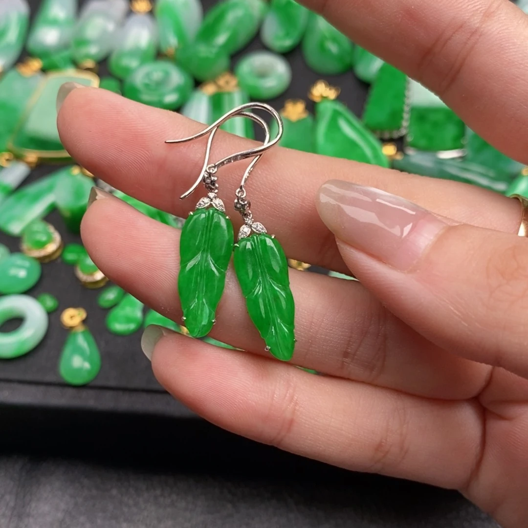 霸***妻翡翠18K金镶嵌耳饰翡翠