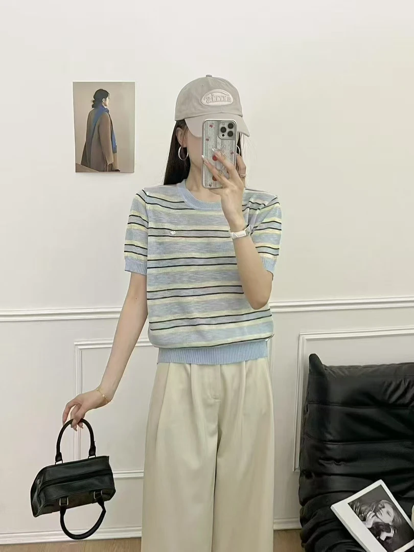 多巴胺薄款短袖针织衫女2025年夏季新款欧若风条纹蓝色休闲上衣潮