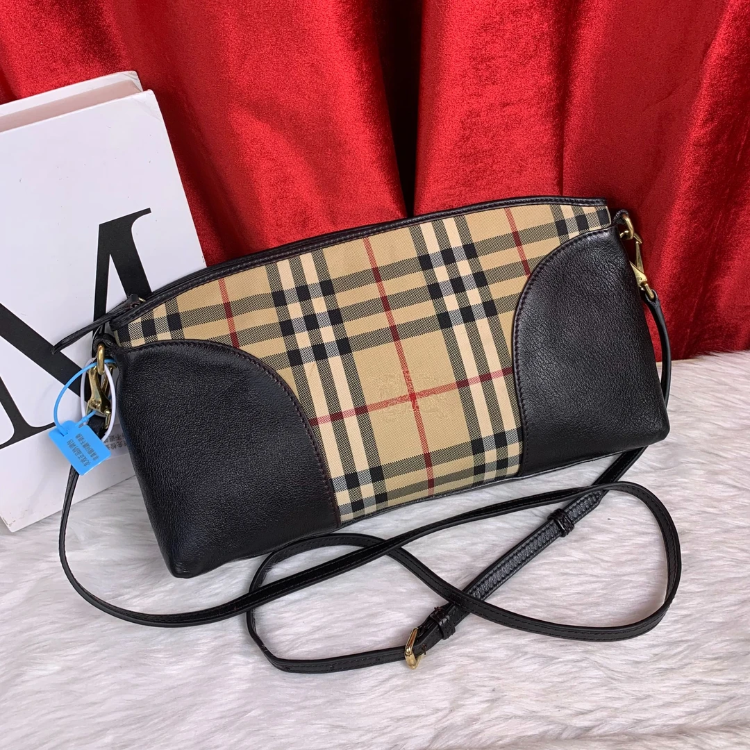 95新 BURBERRY/博柏利 战马格纹斜跨包/KH06423058/3058