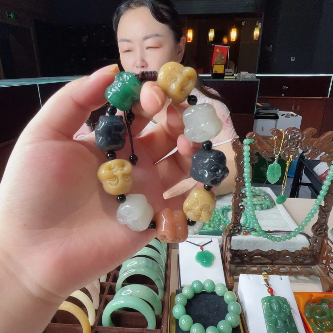 密玉（石英质玉）未镶嵌颈饰