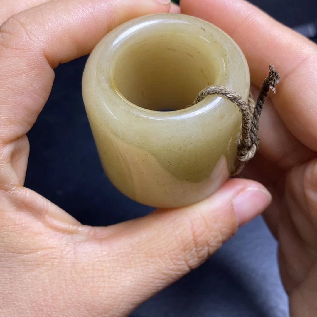 未镶嵌和田玉（糖玉）挂件
