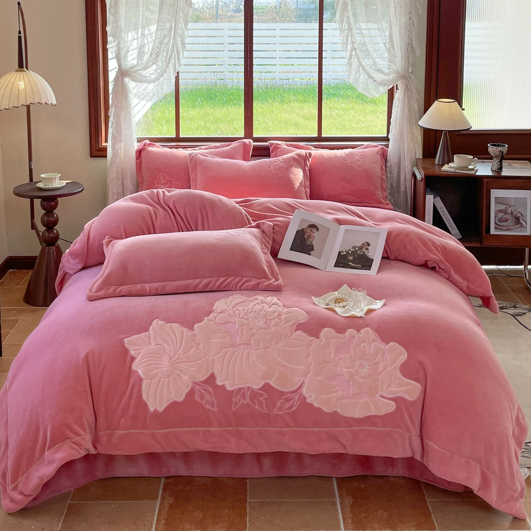 【爱丽丝】豆沙加厚贴布绣花四件套牛奶绒被套柔软加绒被罩床单