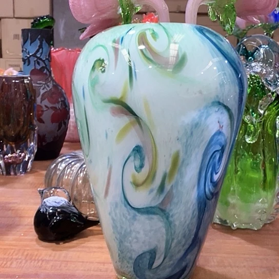 琉璃花瓶高31厘米口径9厘米