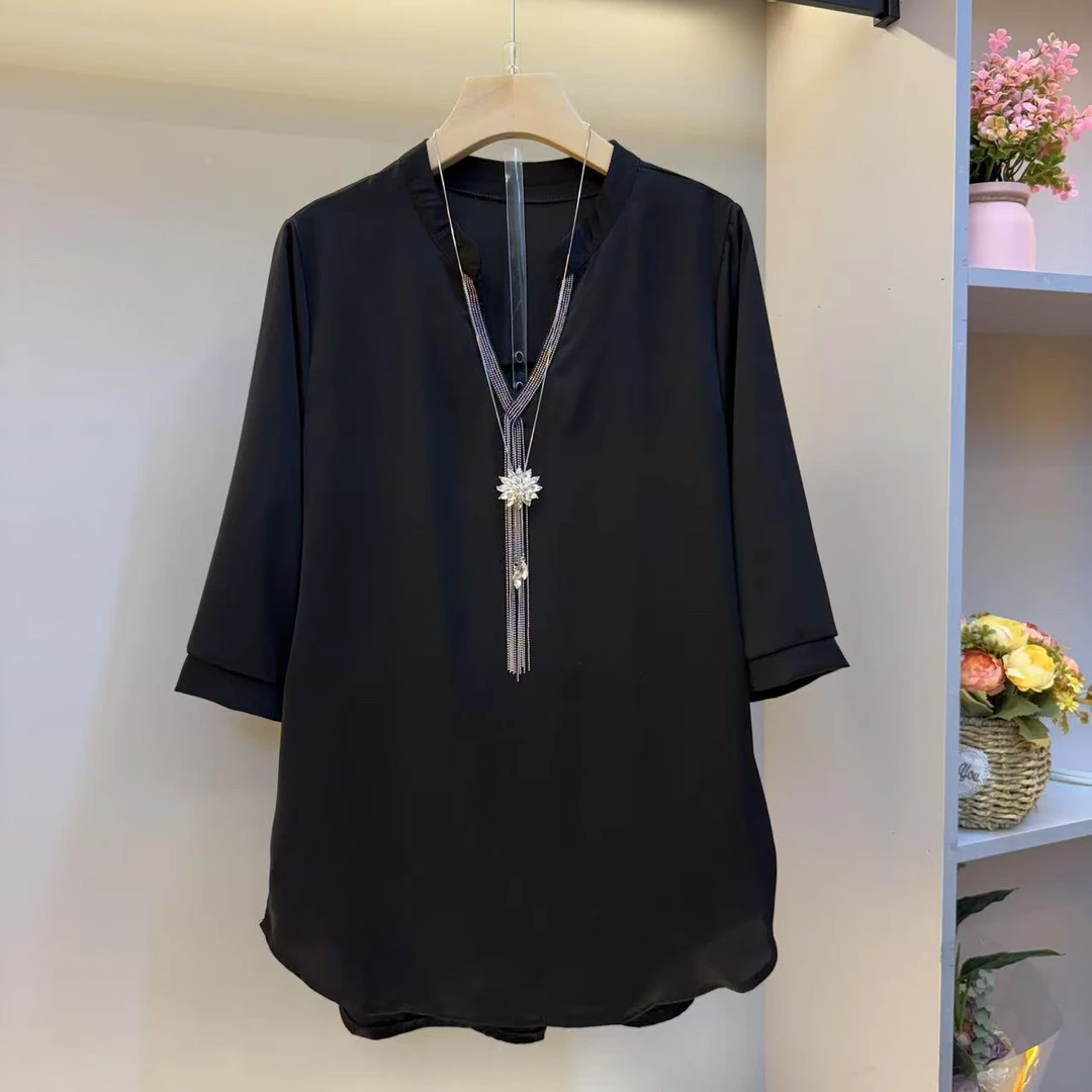 时尚2025大码女装气质宽松遮肉设计感流苏V领显瘦大衫