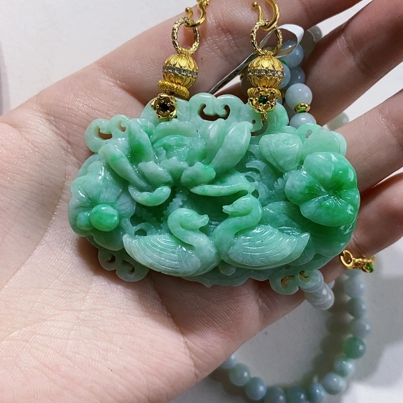 【闪购商品】翡翠未镶嵌颈饰