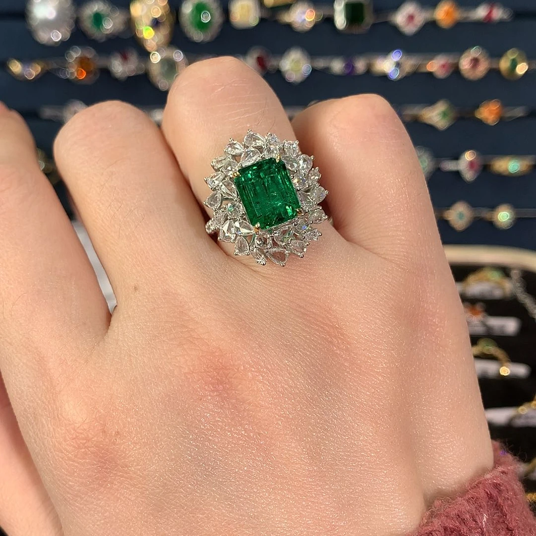 祖母绿戒指18K金镶嵌ʕ****ʔ