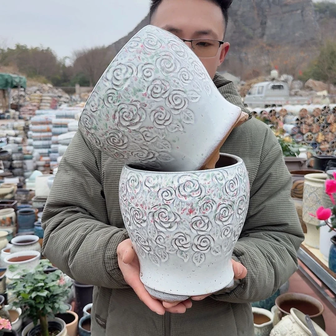 紫砂花盆口18高21（玫瑰花武两个