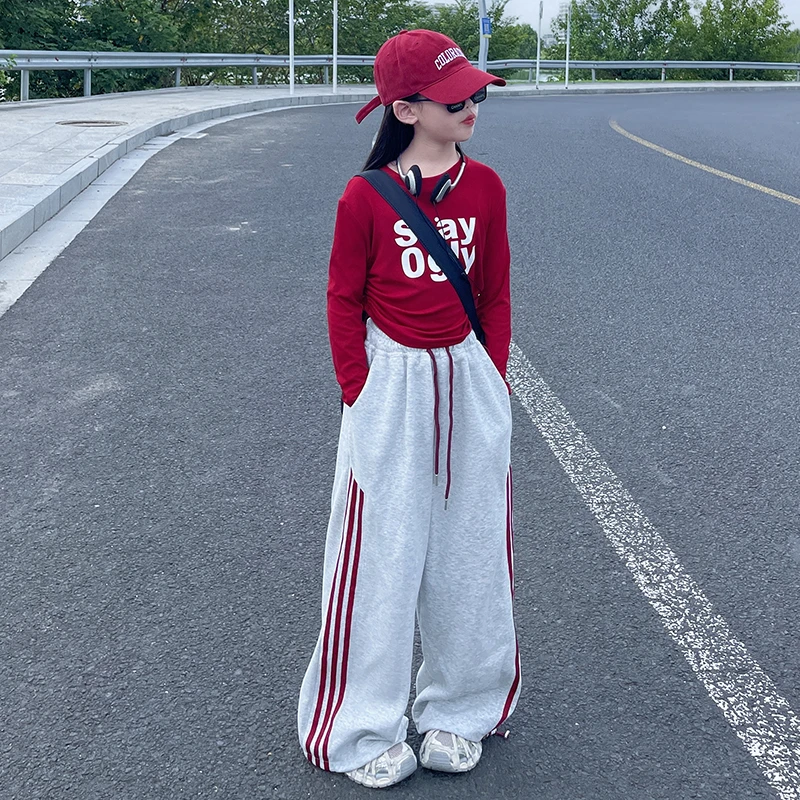 女童春秋套装新款儿童韩版网红两件套秋款女孩洋气潮酷穿搭超好看