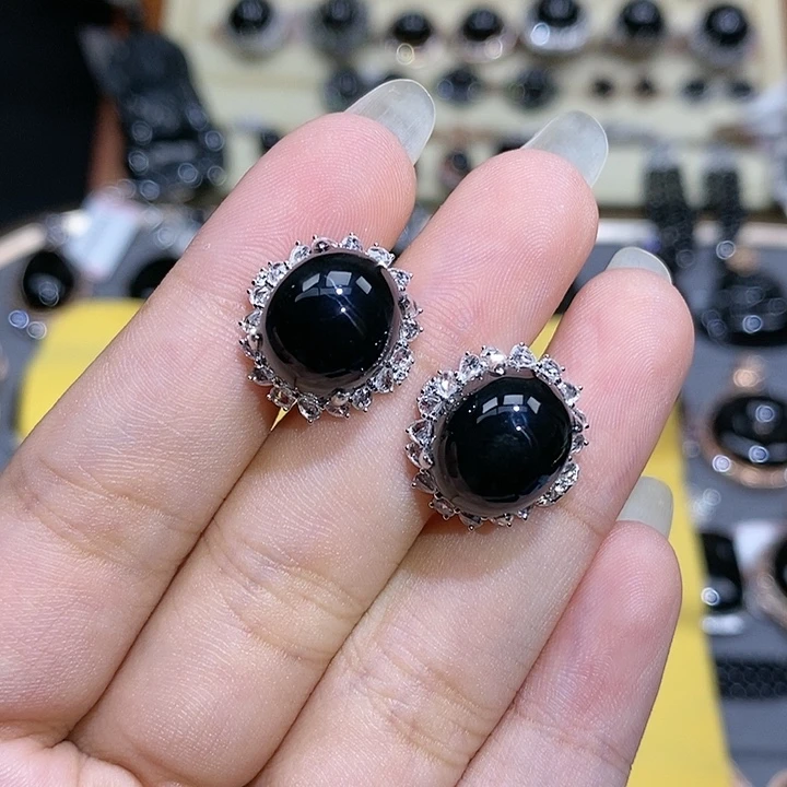 翡翠18K金镶嵌耳饰金*宝蛋面