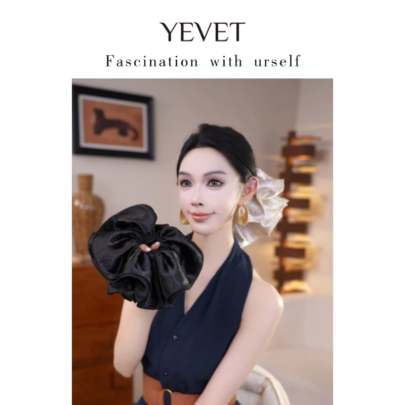 暗纹山茶花低扎丸子头假发发圈自然慵懒感盘发后脑勺增发量神器