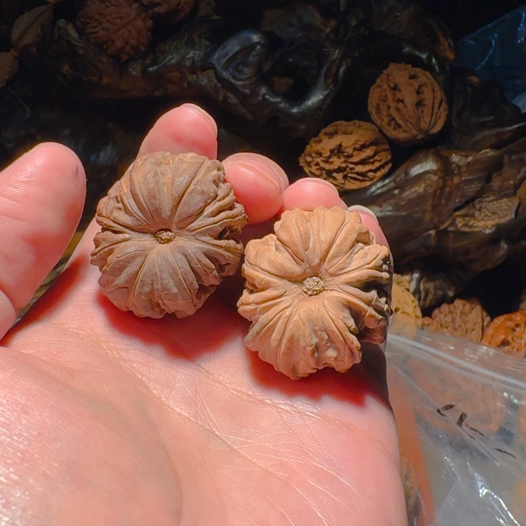 文玩核桃吊坠龙鳞家