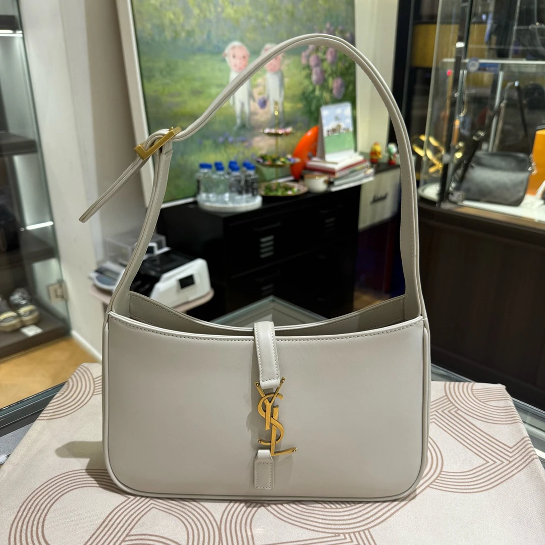 95新 YSL/圣罗兰 13828212/KIKIFIFI/腋下包