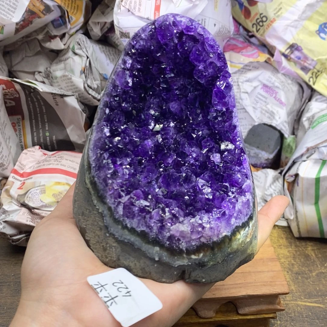 紫晶乌拉圭未镶嵌