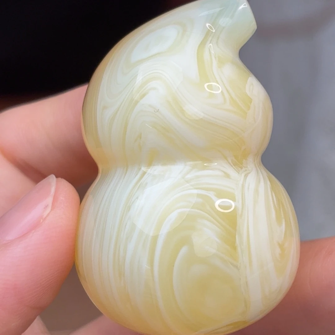 蜜蜡未镶嵌吊坠(不含链)荧光拉丝溶洞葫芦