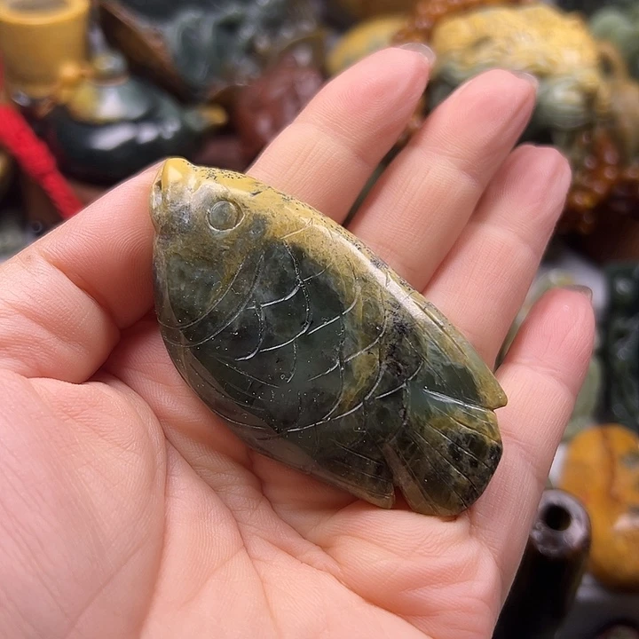 岫岩河磨玉（透闪石质玉）未镶嵌把件
