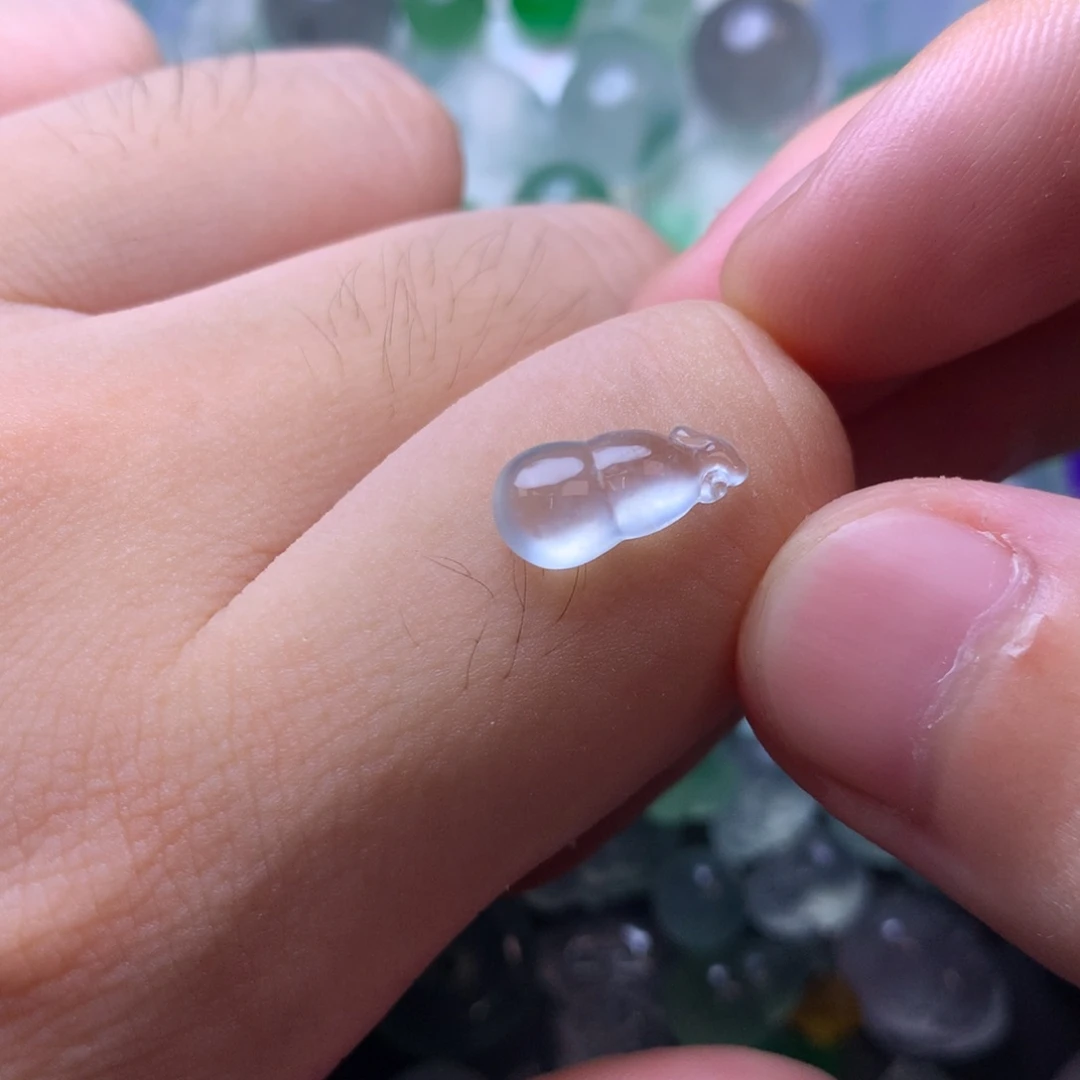 涵***宝未镶嵌定制翡翠挂件