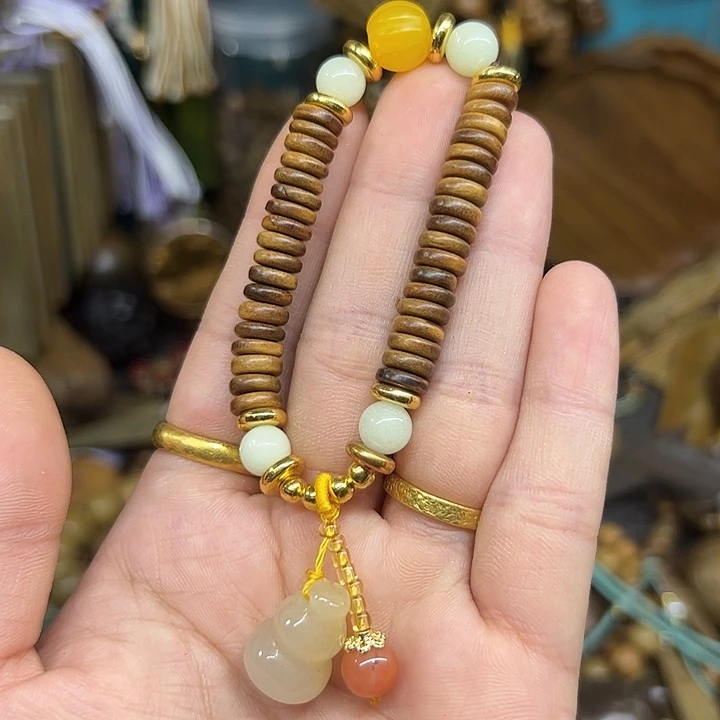 维腊木（绿檀）无事牌