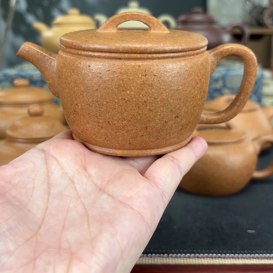 紫砂茶壶梨皮黄段汉瓦200