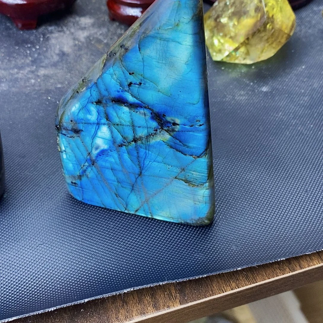 未镶嵌珠宝半成品水晶