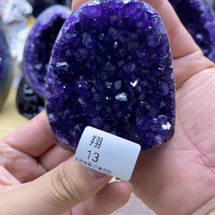 未镶嵌水晶大型摆件（非配饰）