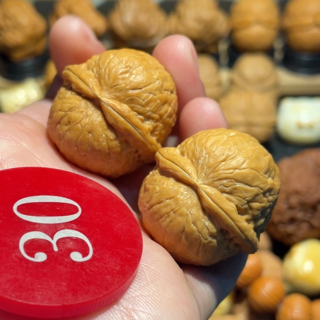 小铃铛核桃32。