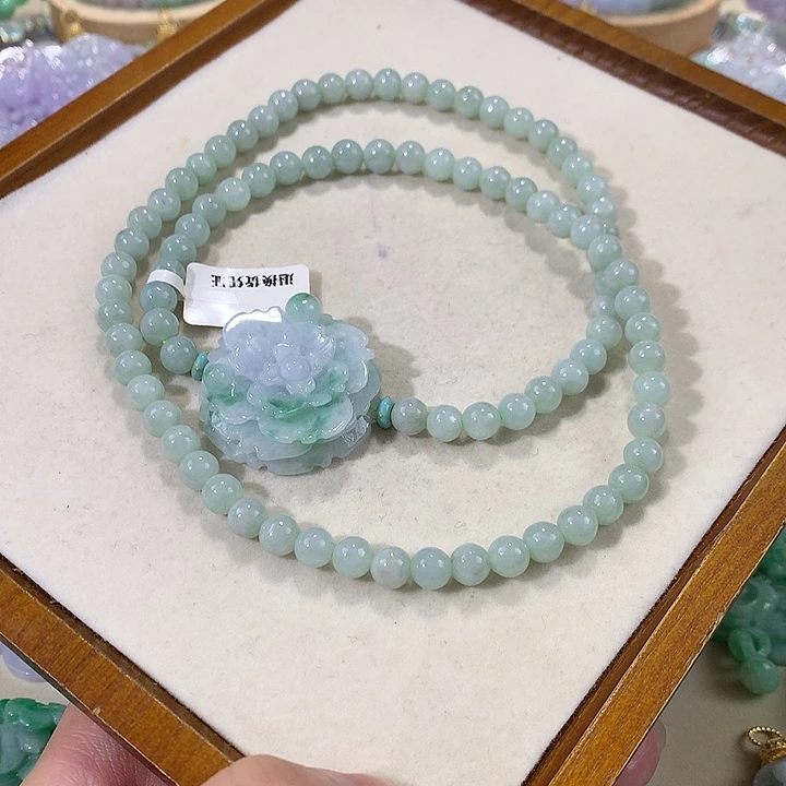 翡翠未镶嵌颈饰翡翠吊坠