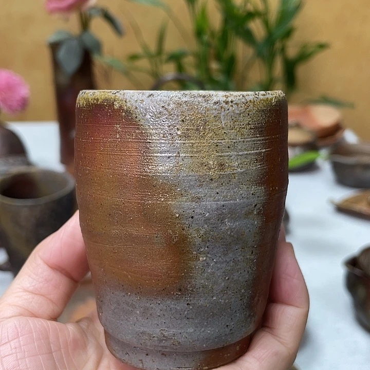 小山一草的主人杯