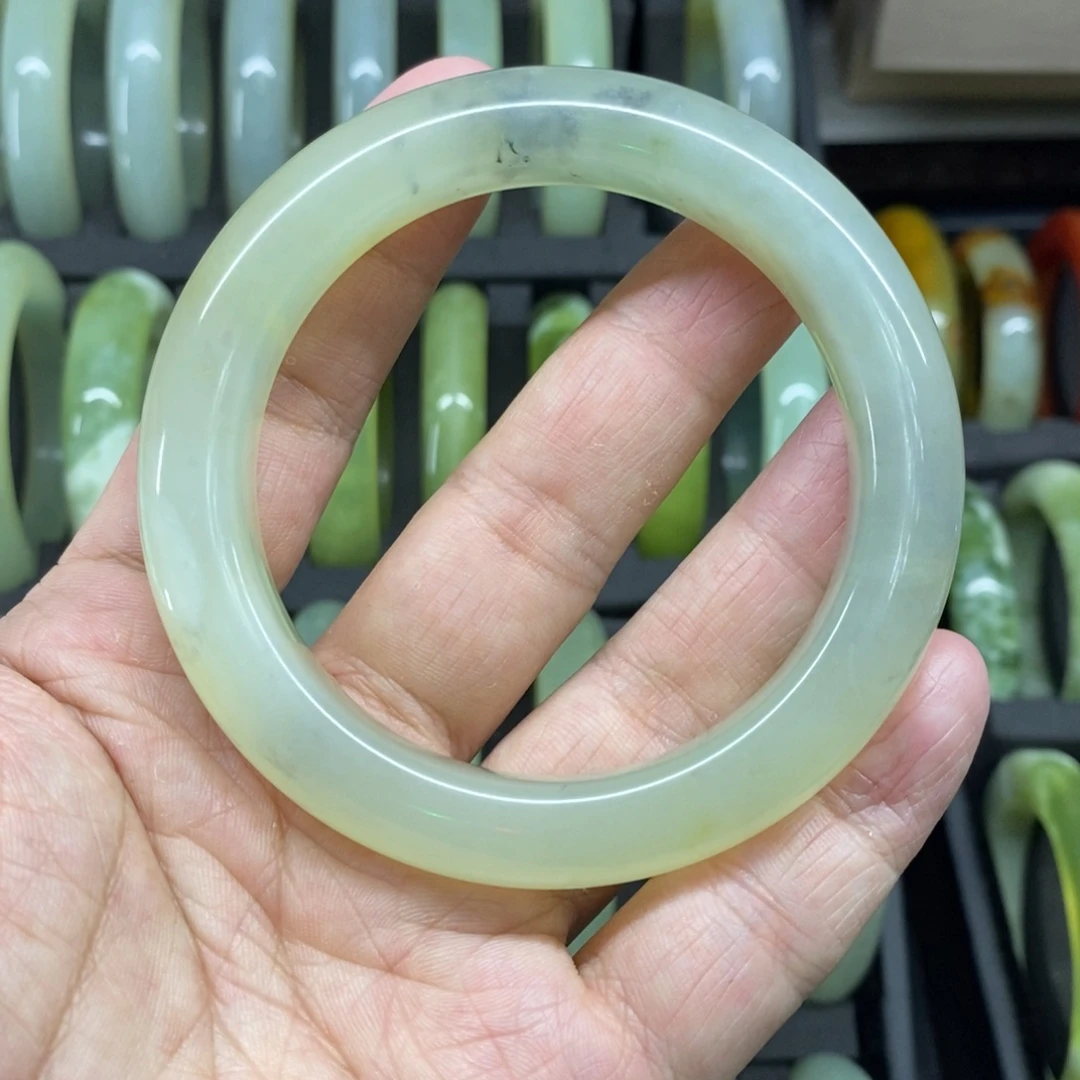 岫玉未镶嵌手镯61