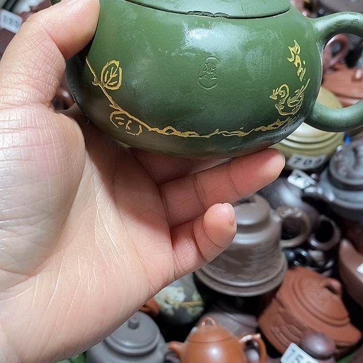 紫砂茶壶微瑕盖磕