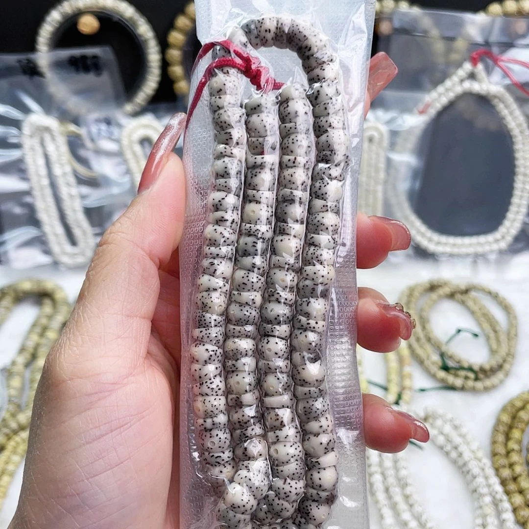 任*雷卡8原生态石玉料大肠