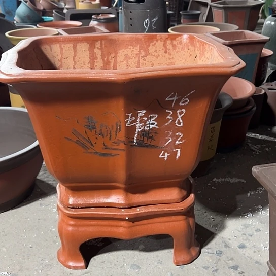 紫砂工艺厂……紫砂工艺厂……