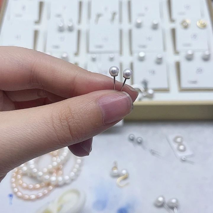 淡水珍珠耳饰银S925镶嵌一***人