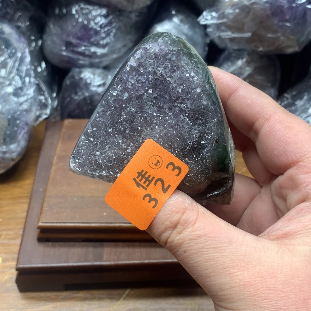 水晶大型摆件（非配饰）未镶嵌